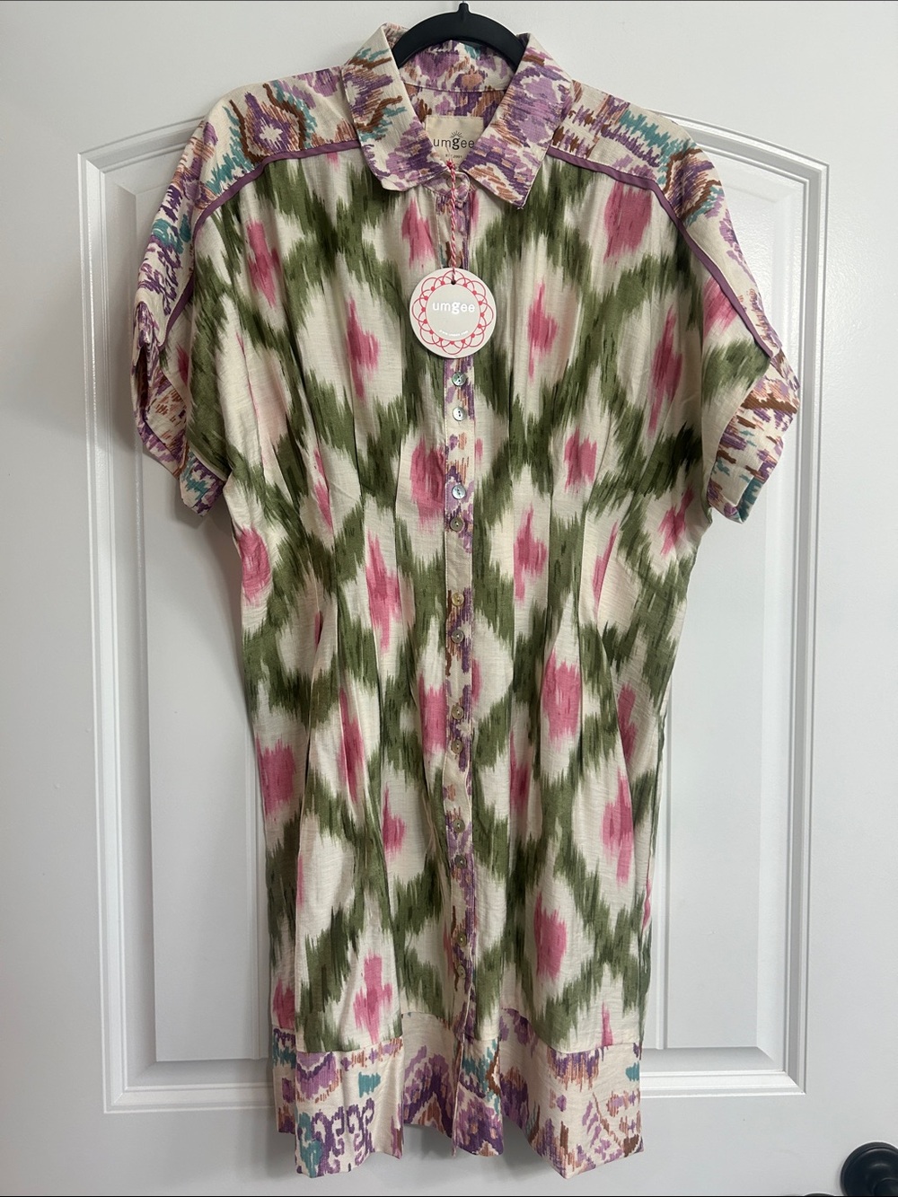 Umgee Pink, Olive & Cream Ikat Button-Front dress sz medium